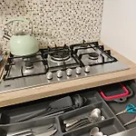 La Maisonette *