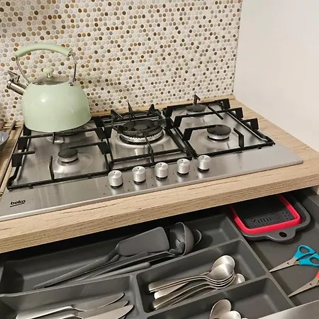 La Maisonette *